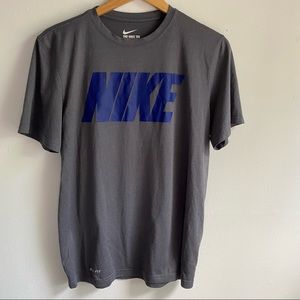 Nike classic mens  t-shirt